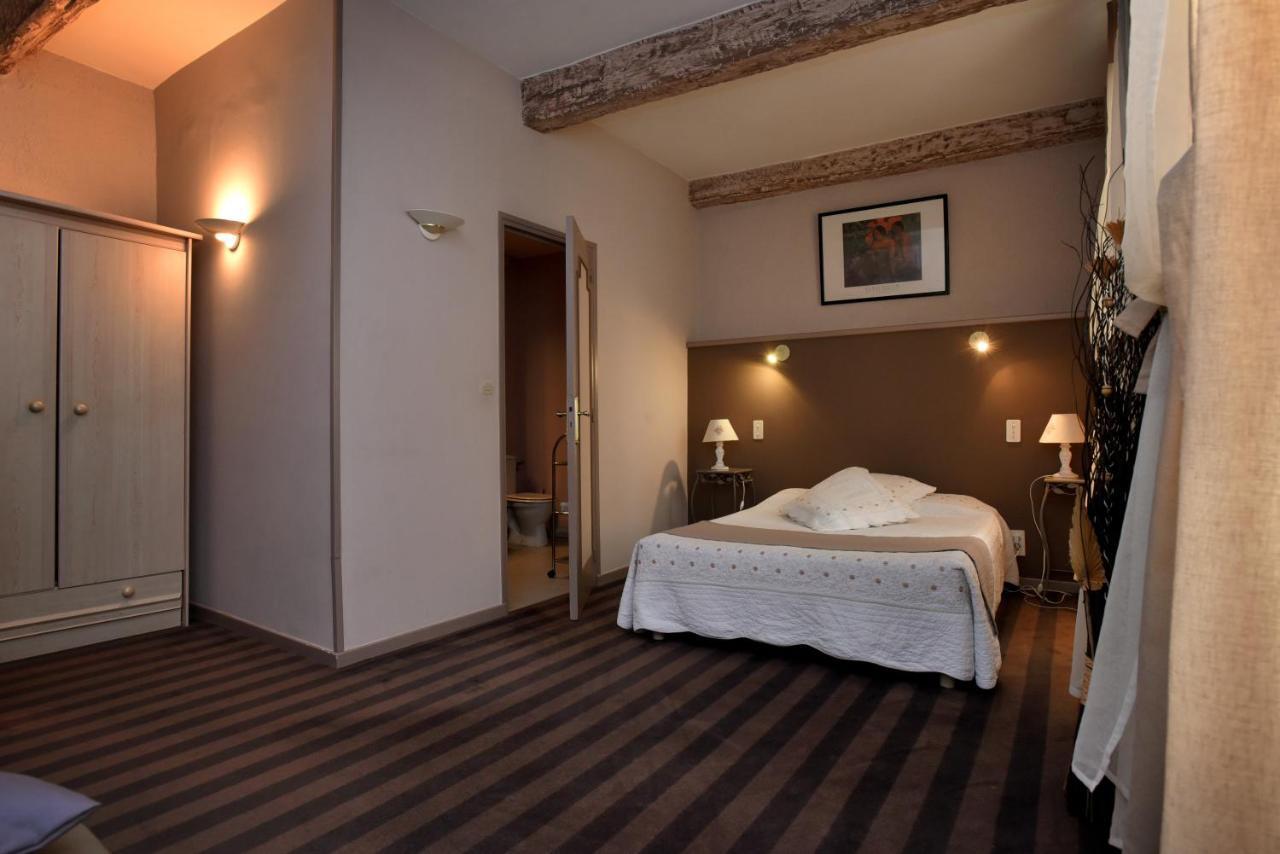 La Garbure Hotel Châteauneuf-du-Pape Kamer foto